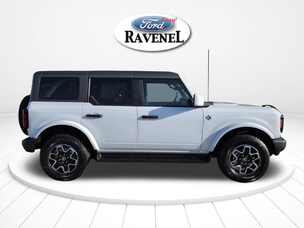 New 2026 Ford Bronco Outer Banks AWD/4WD image 3