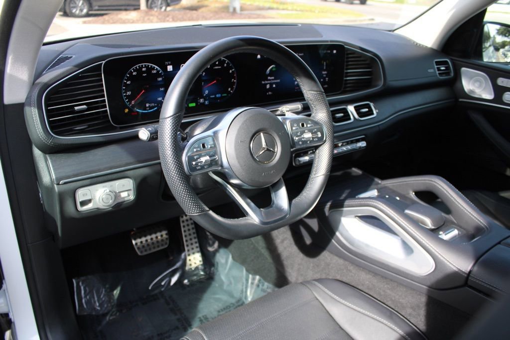 Certified 2023 Mercedes-Benz GLS 580 4MATIC image 4
