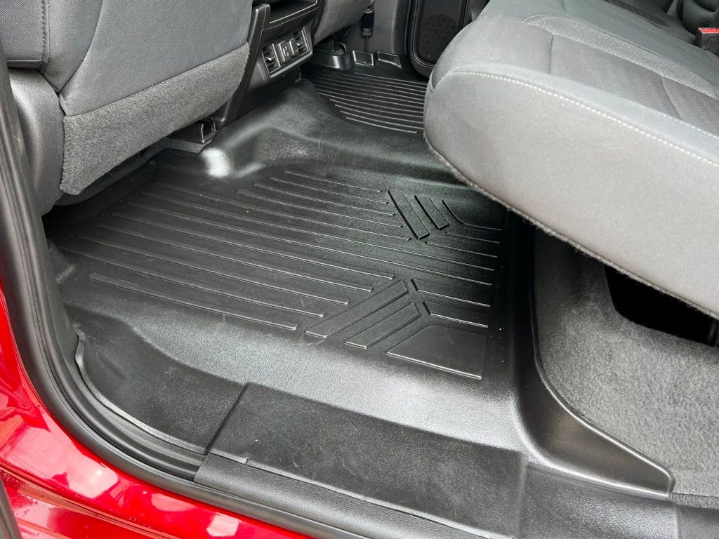 Used 2021 Chevrolet Silverado 1500 LT w/ Convenience Package II image 25