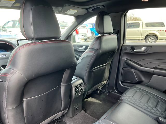 Certified 2024 Ford Escape ST-Line Elite w/ Premium Technology Package image 34