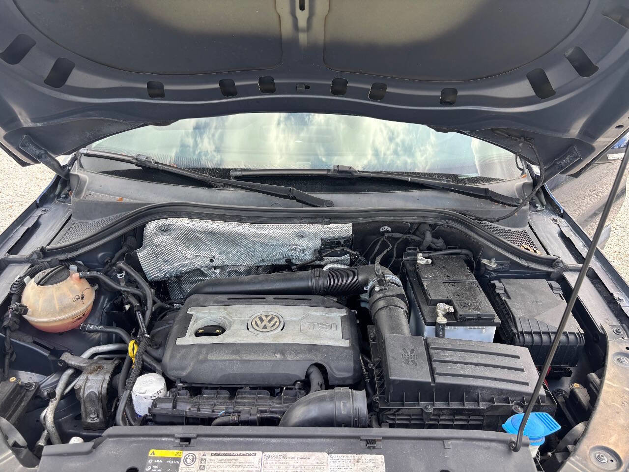 Used 2016 Volkswagen Tiguan S image 23