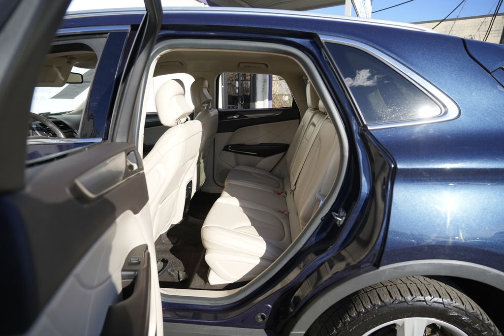 Used 2017 Lincoln MKC Premiere AWD/4WD image 24