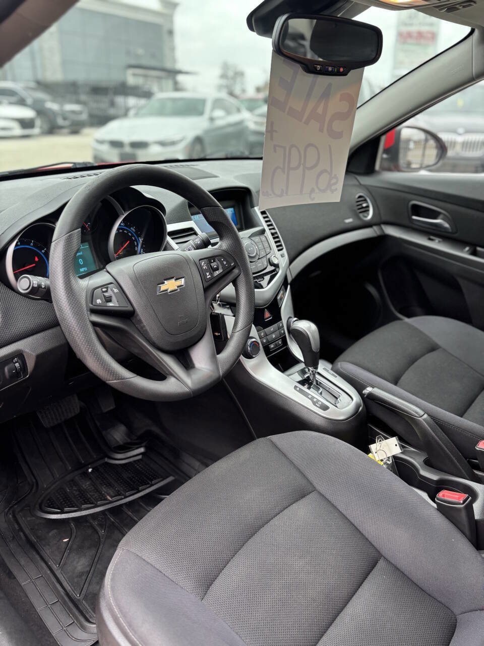 Used 2015 Chevrolet Cruze LT image 9
