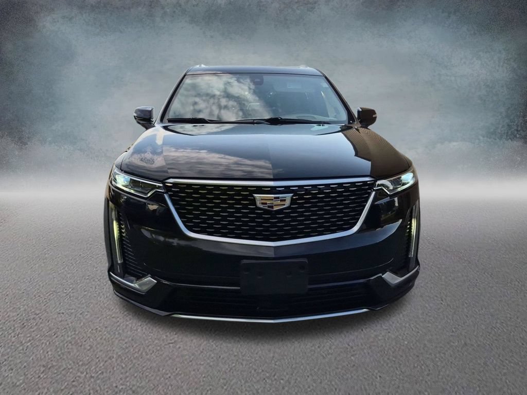 Used 2020 Cadillac XT6 Premium Luxury w/ Platinum Package FWD image 6