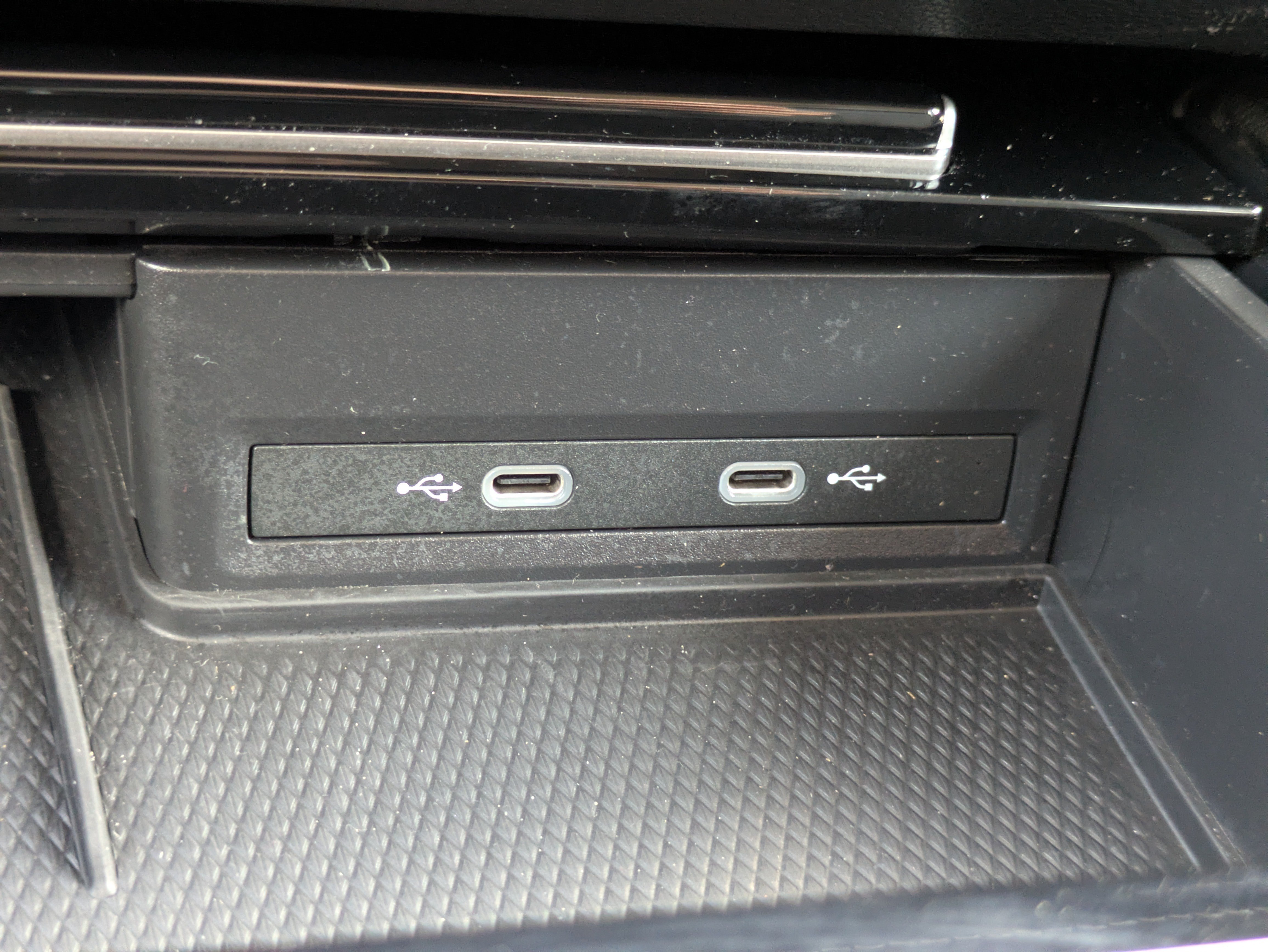 Used 2025 Volkswagen Atlas SE AWD/4WD image 25