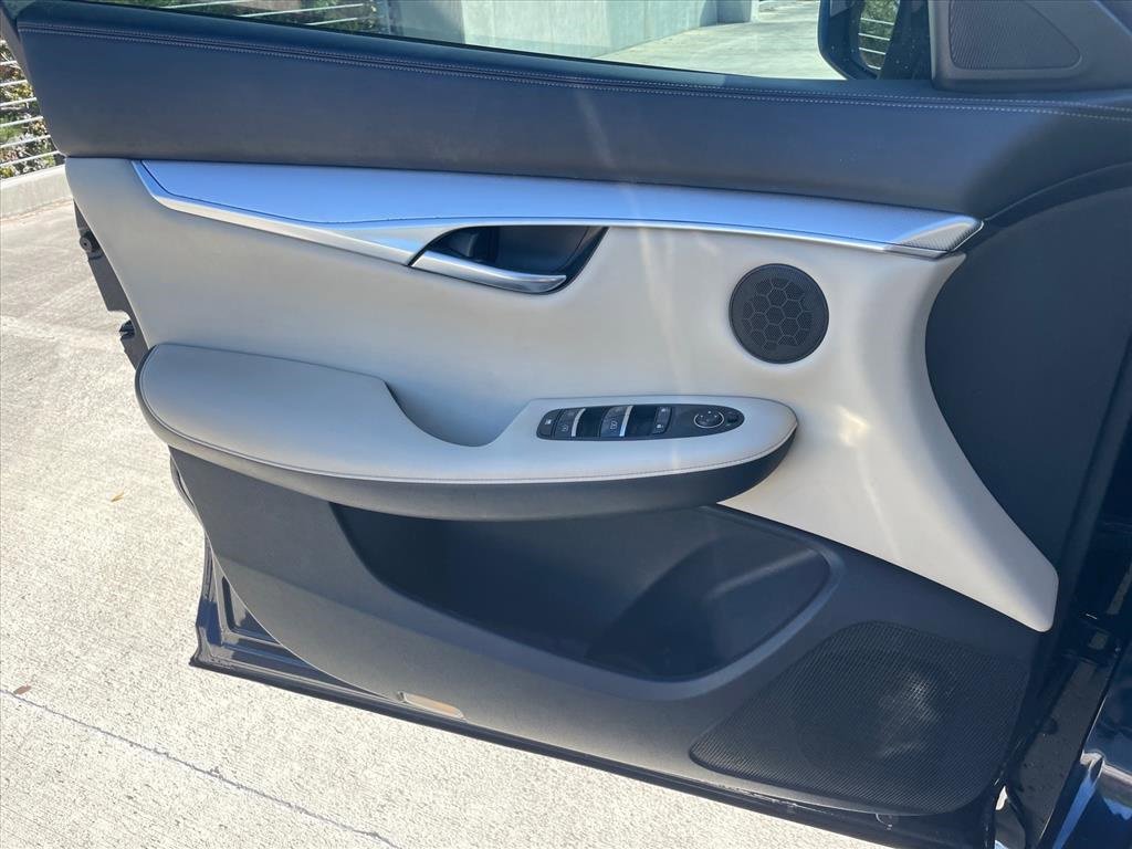 Used 2021 INFINITI QX50 Luxe image 11