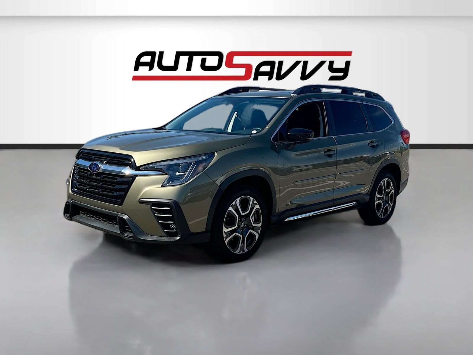 Used 2025 Subaru Ascent Limited AWD/4WD image 3