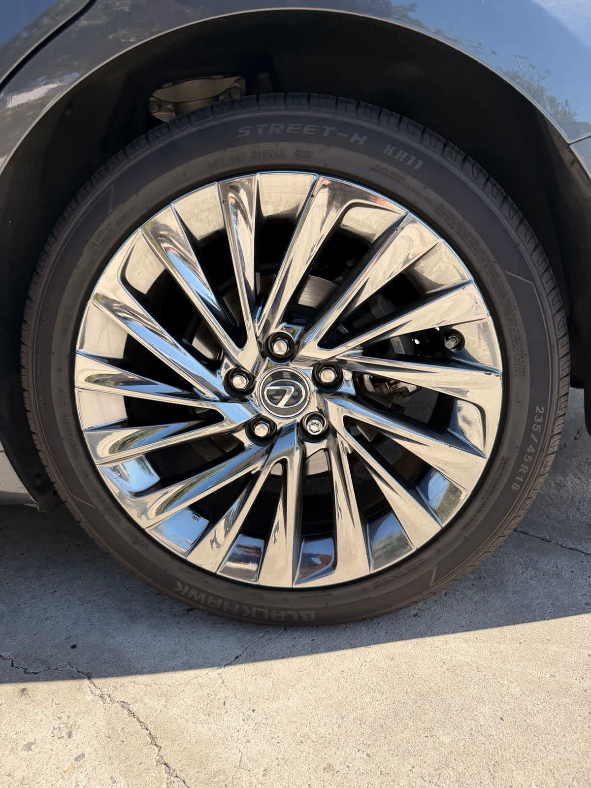 Used 2025 Lexus ES 300h w/ Accessory Package (Z1) FWD image 21