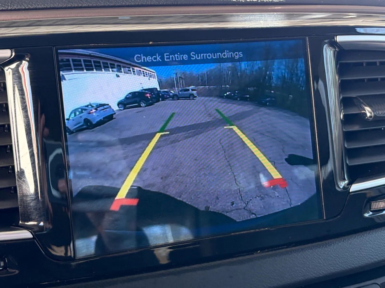 Used 2017 Chrysler Pacifica Touring-L Plus image 31