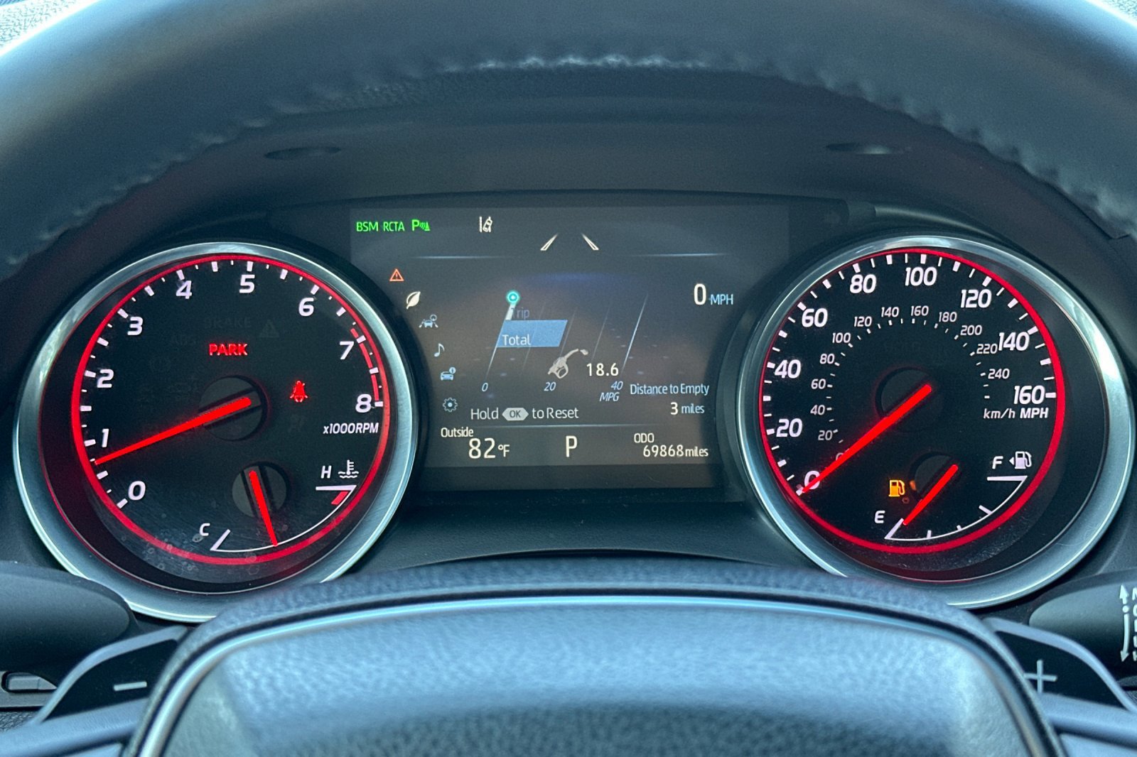 Used 2018 Toyota Camry XSE FWD image 23