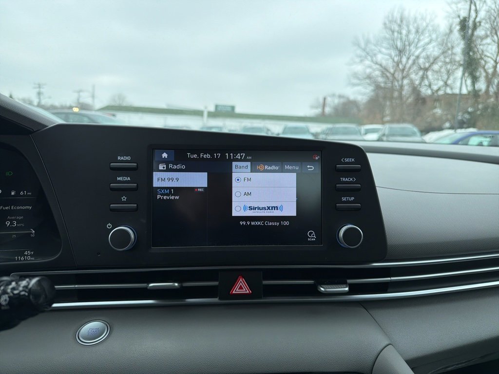 Certified 2023 Hyundai Elantra SEL w/ Preferred Accessory Package image 23