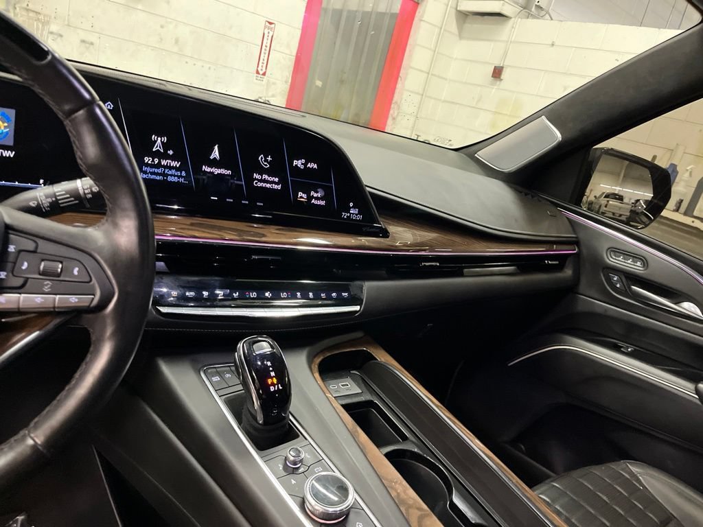 Used 2023 Cadillac Escalade Sport Platinum AWD/4WD image 19