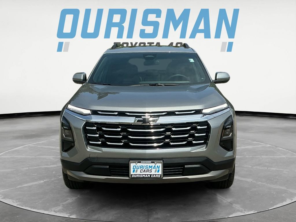Used 2026 Chevrolet Equinox LT w/ Convenience Package II image 2