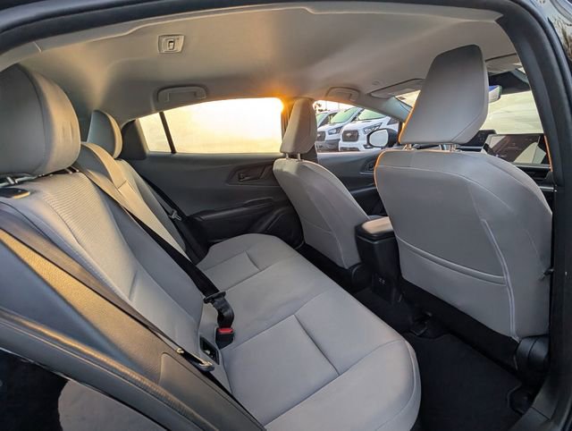 Used 2025 Toyota Prius LE image 11