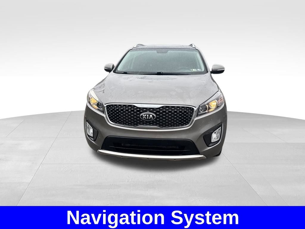 Used 2016 Kia Sorento SX image 4