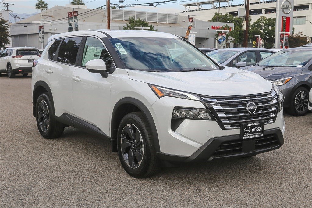 New 2026 Nissan Rogue SV image 3