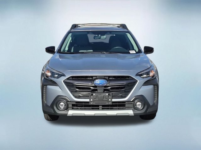 Used 2023 Subaru Outback Limited XT AWD/4WD image 3