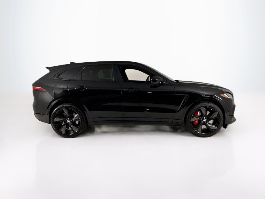 Certified 2024 Jaguar F-PACE SVR AWD/4WD image 6