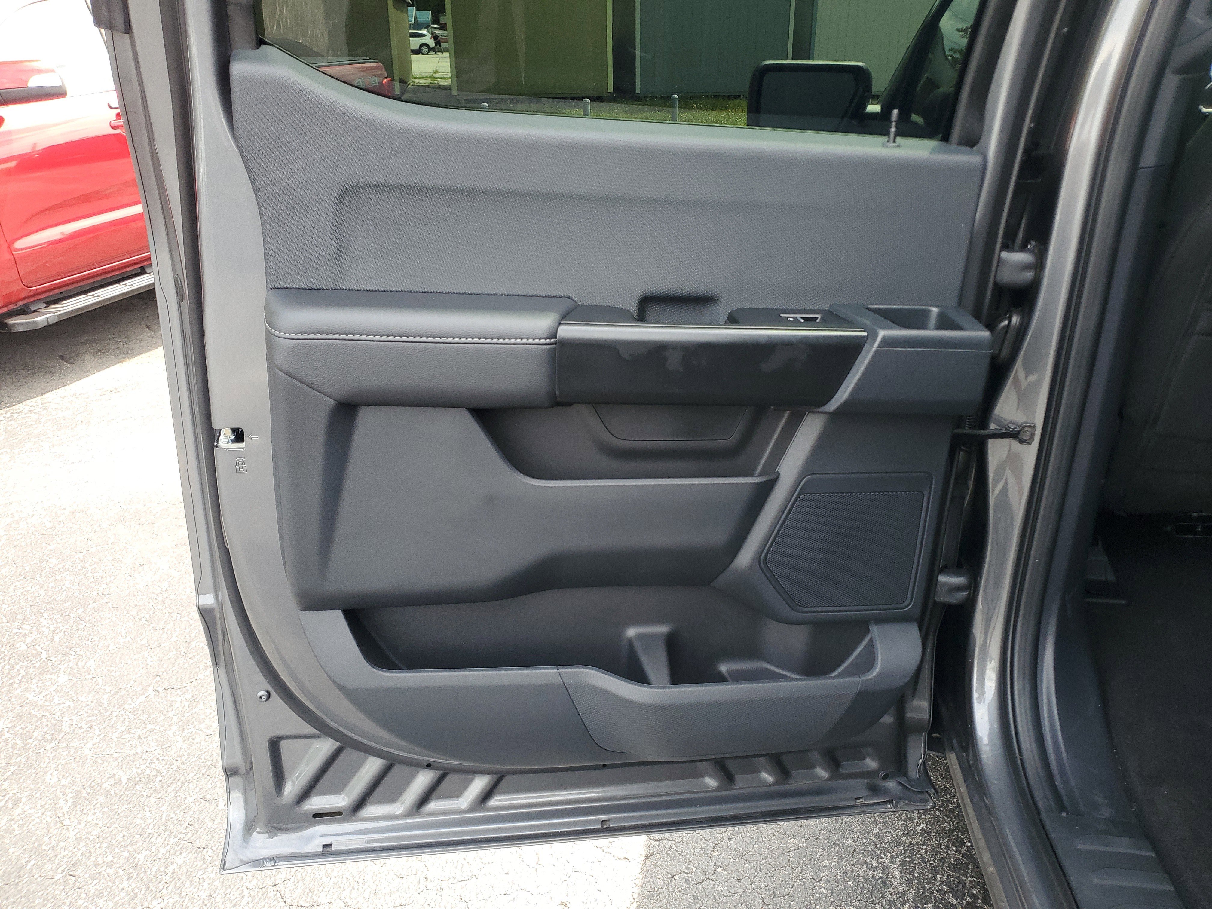 Used 2025 Ford F150 STX RWD image 22