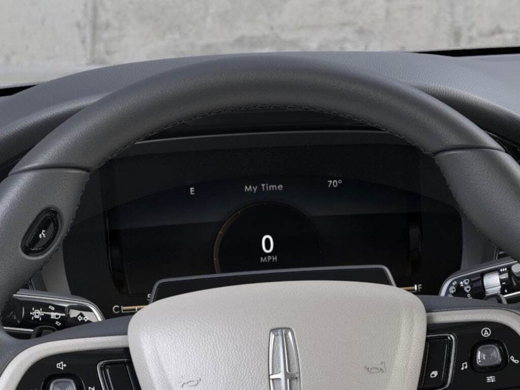 New 2025 Lincoln Corsair FWD w/ Equipment Group 101A image 35