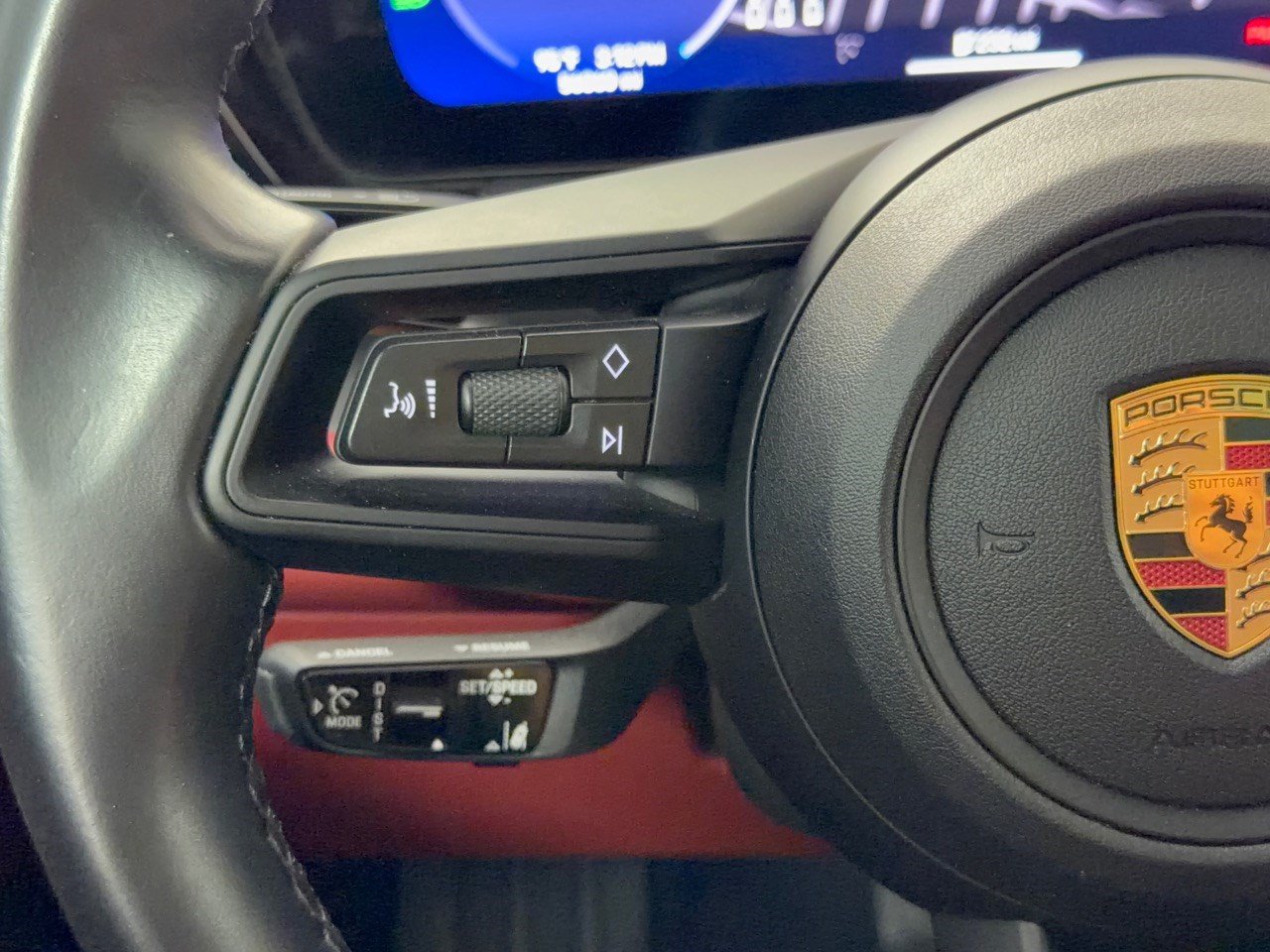 Certified 2024 Porsche Macan 4 Electric AWD/4WD image 18