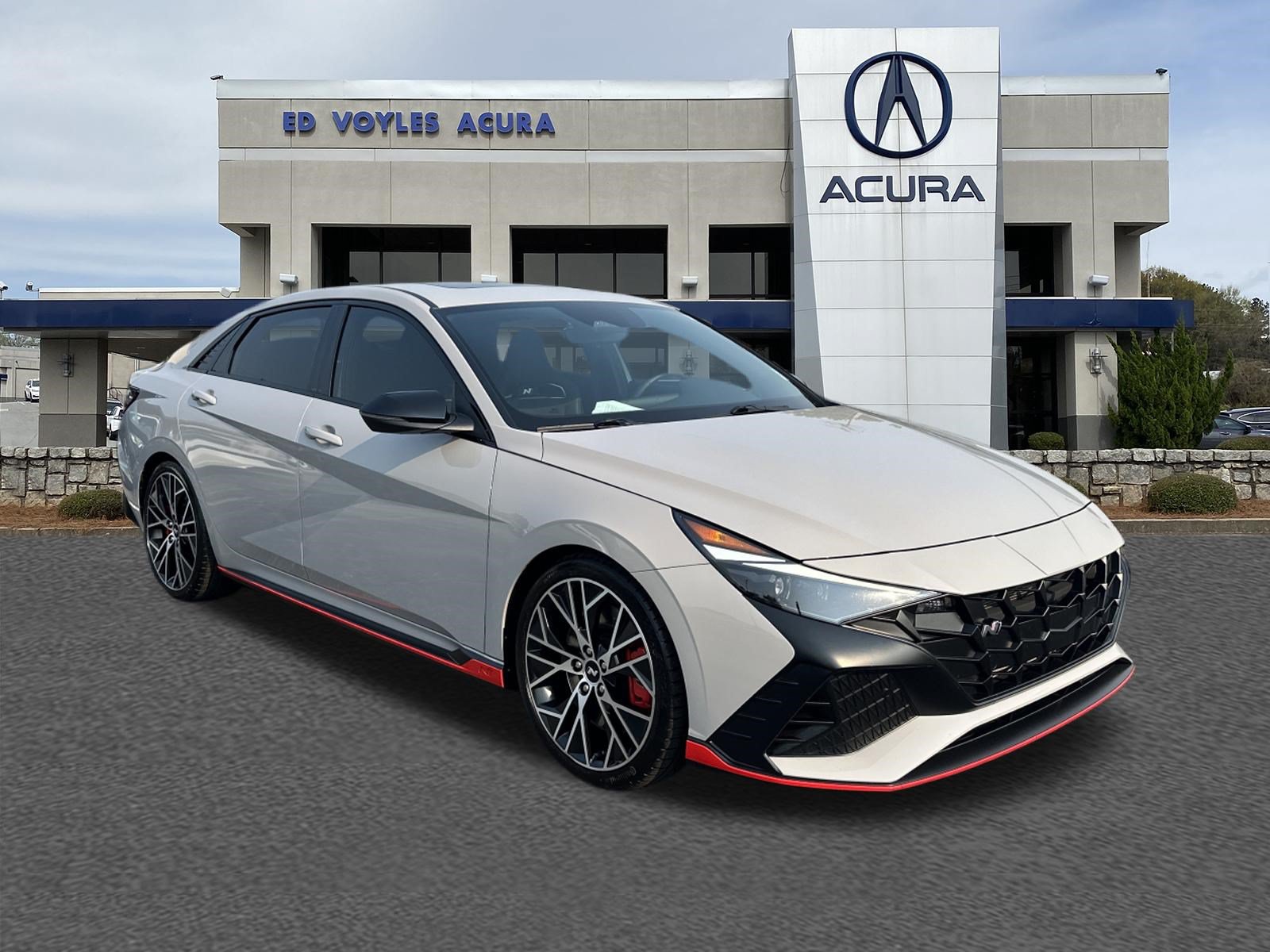 Used 2022 Hyundai Elantra N w/ Preferred Accessory Package FWD image 3