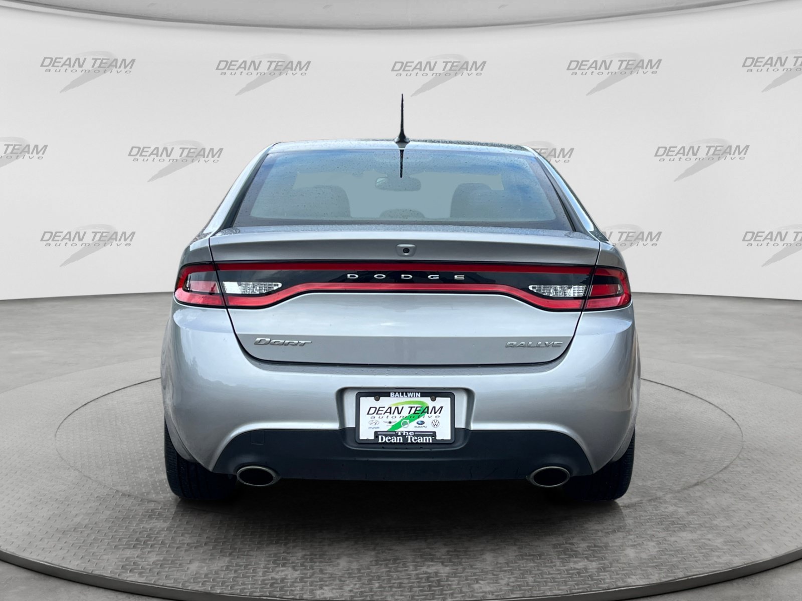 Used 2015 Dodge Dart SXT w/ Sun/Sound Group FWD image 7