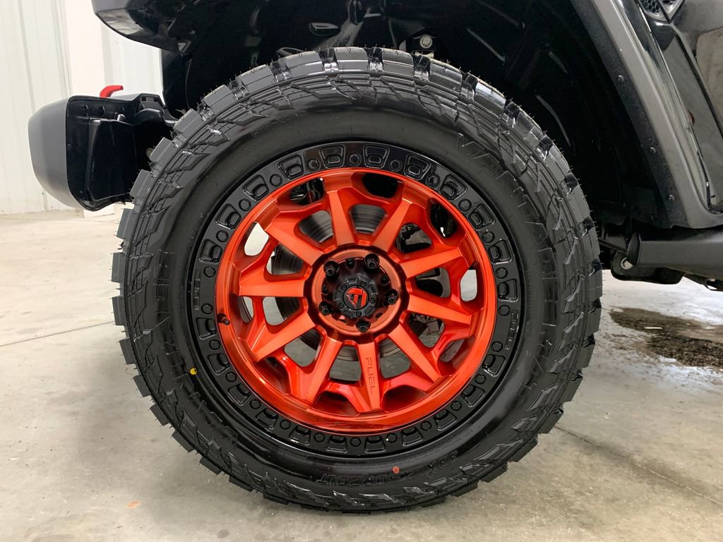 Used 2020 Jeep Gladiator Rubicon image 2