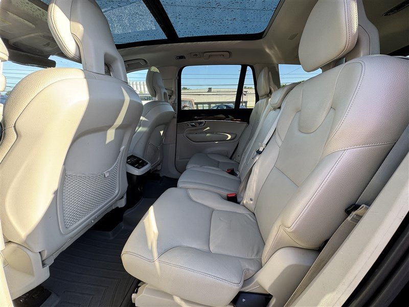Used 2017 Volvo XC90 T6 Momentum w/ Vision Package AWD/4WD image 11