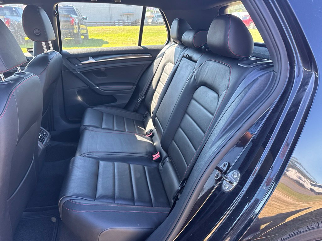Used 2016 Volkswagen GTI Autobahn w/ Driver Assistance Package FWD image 12