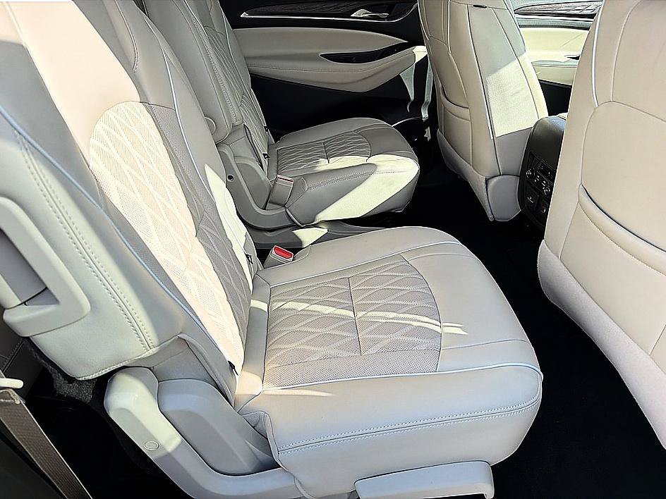 Used 2024 Buick Enclave Avenir w/ Avenir Technology Package FWD image 26