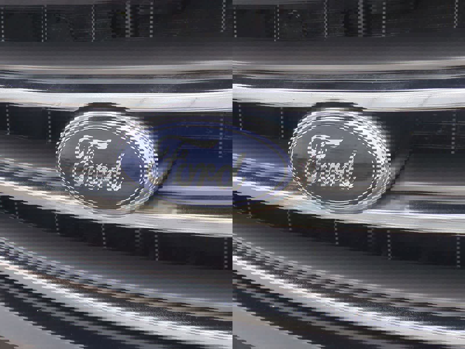 Used 2015 Ford Expedition Limited w/ Equipment Group 301A AWD/4WD image 12