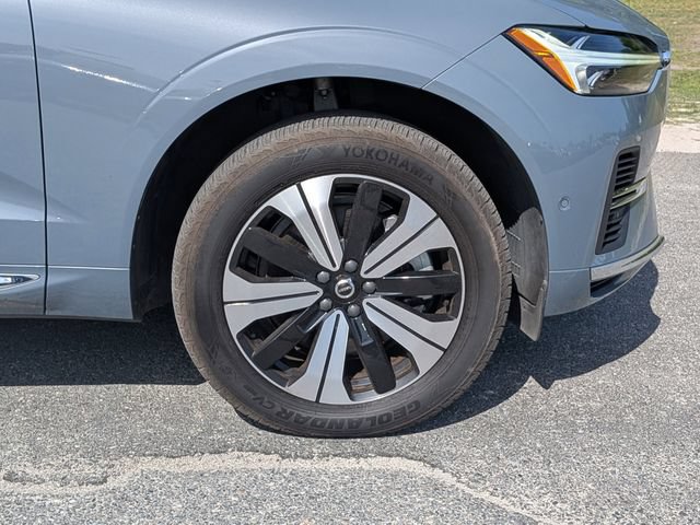 Used 2023 Volvo XC60 T8 Plus AWD/4WD image 11