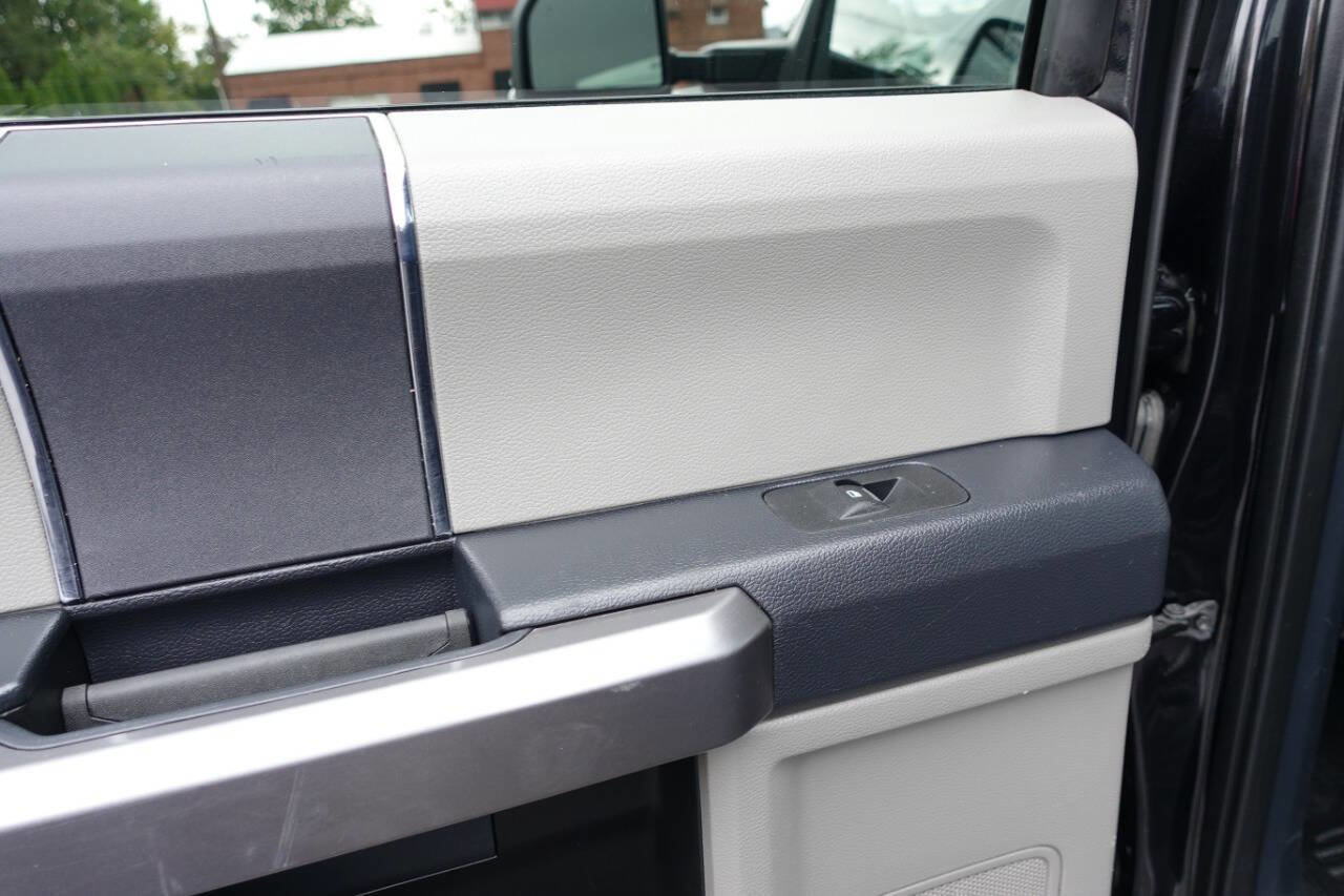 Used 2022 Ford F350 XLT w/ XLT Value Package image 23