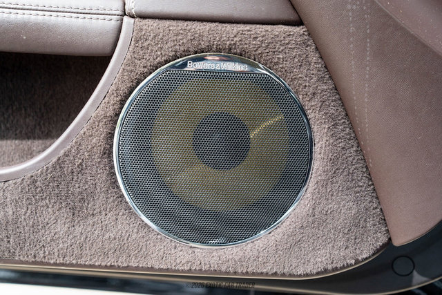 Used 2013 Jaguar XKR R RWD image 77