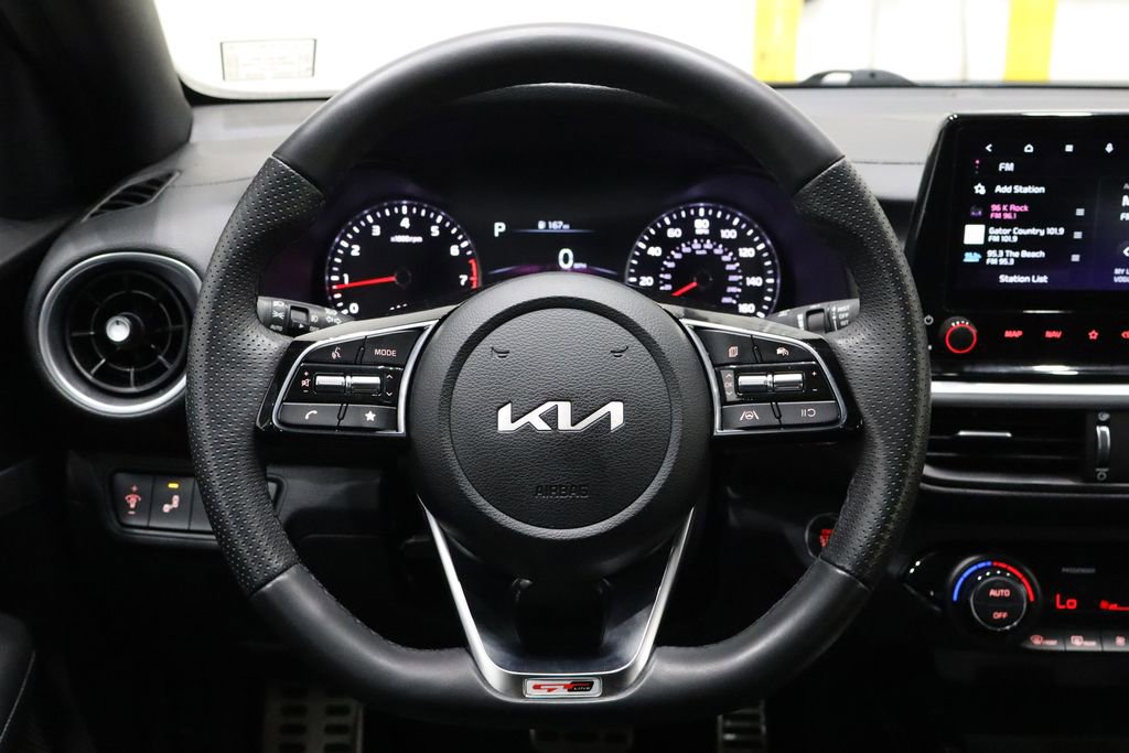 Used 2023 Kia Forte GT-Line image 22