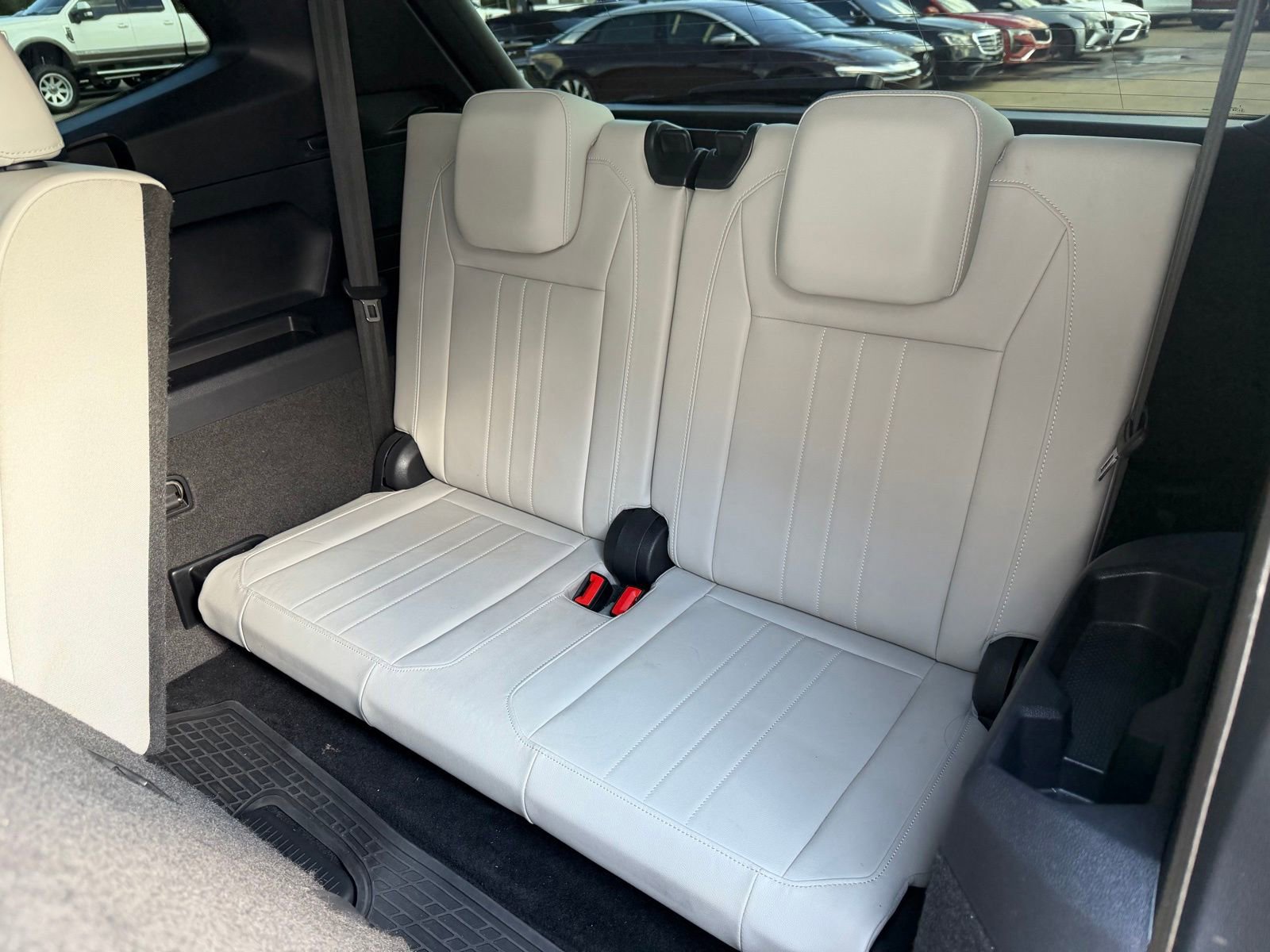Used 2022 Volkswagen Tiguan SE R-Line FWD image 23