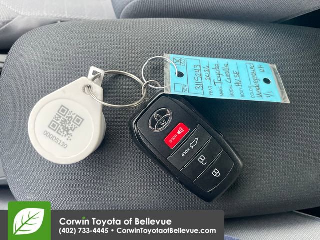 Used 2026 Toyota Corolla SE FWD image 16