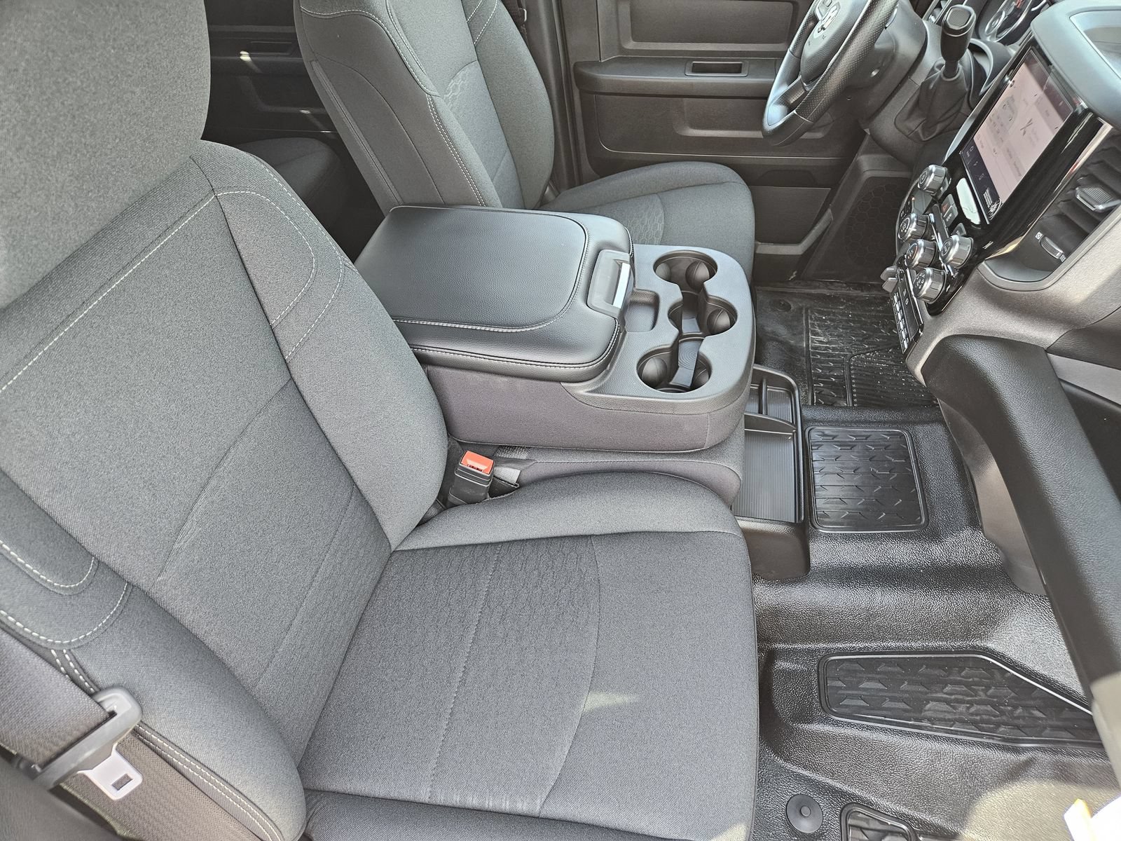 New 2026 RAM 3500 Tradesman w/ Chrome Appearance Group A AWD/4WD image 18