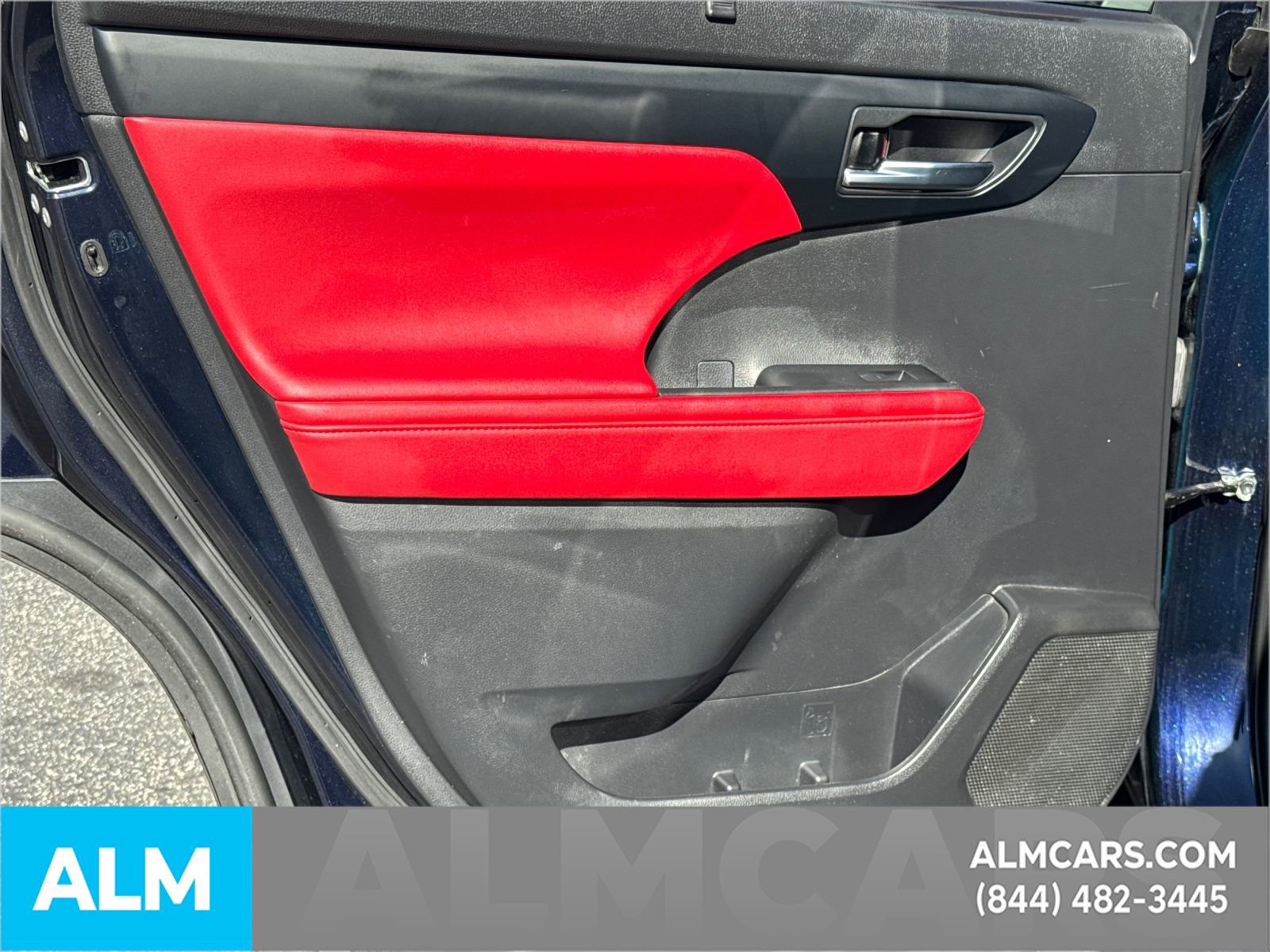 Used 2021 Toyota Highlander XSE image 26