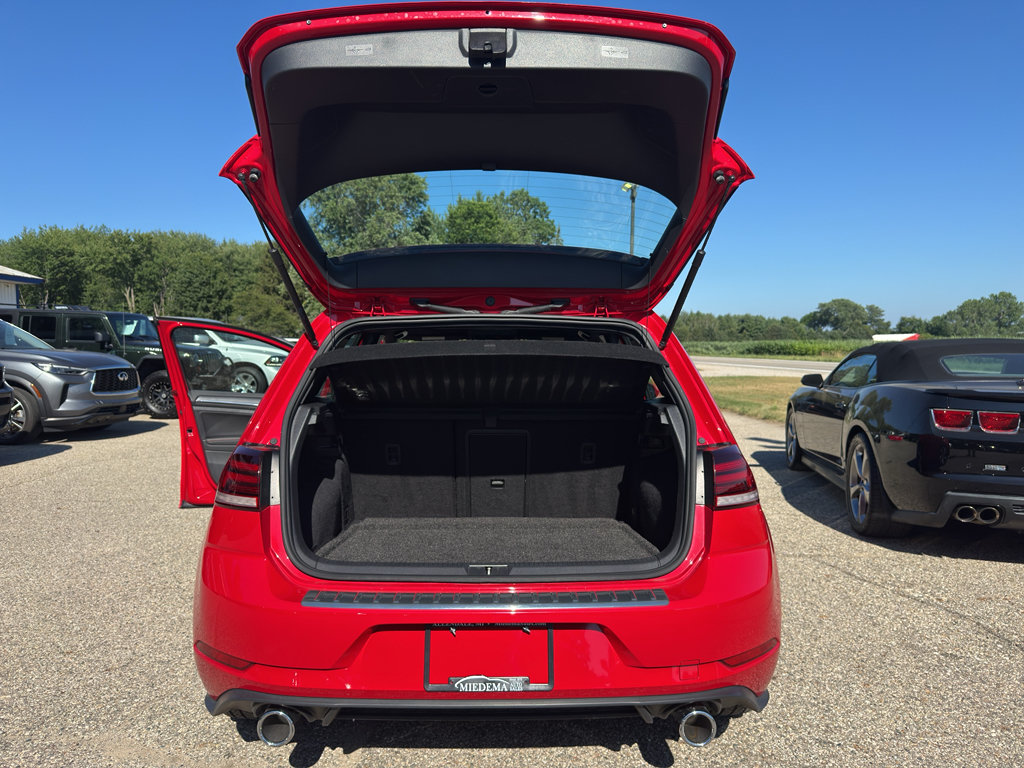 Used 2019 Volkswagen GTI SE FWD image 29