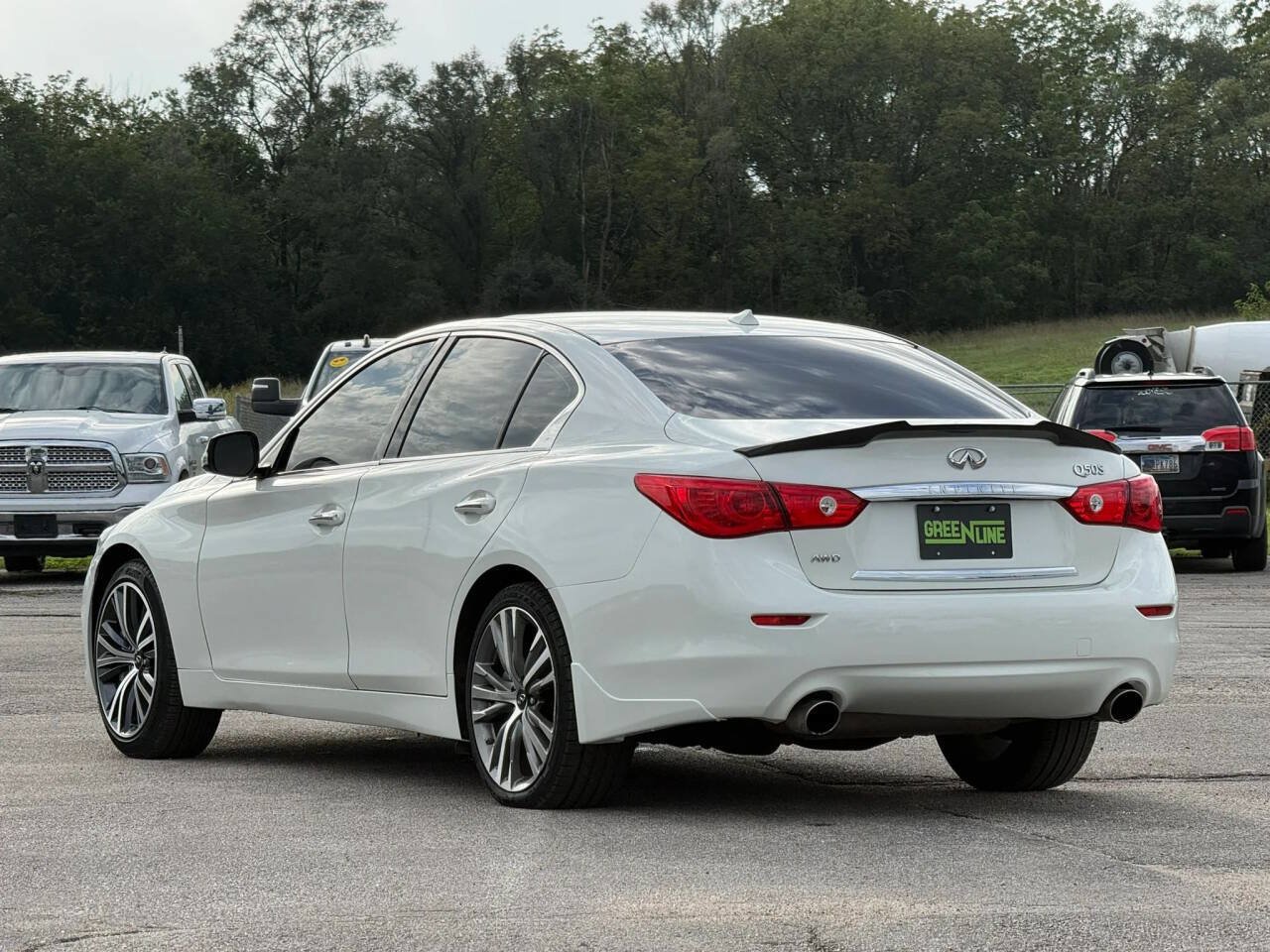 Used 2017 INFINITI Q50 Sport AWD/4WD image 2