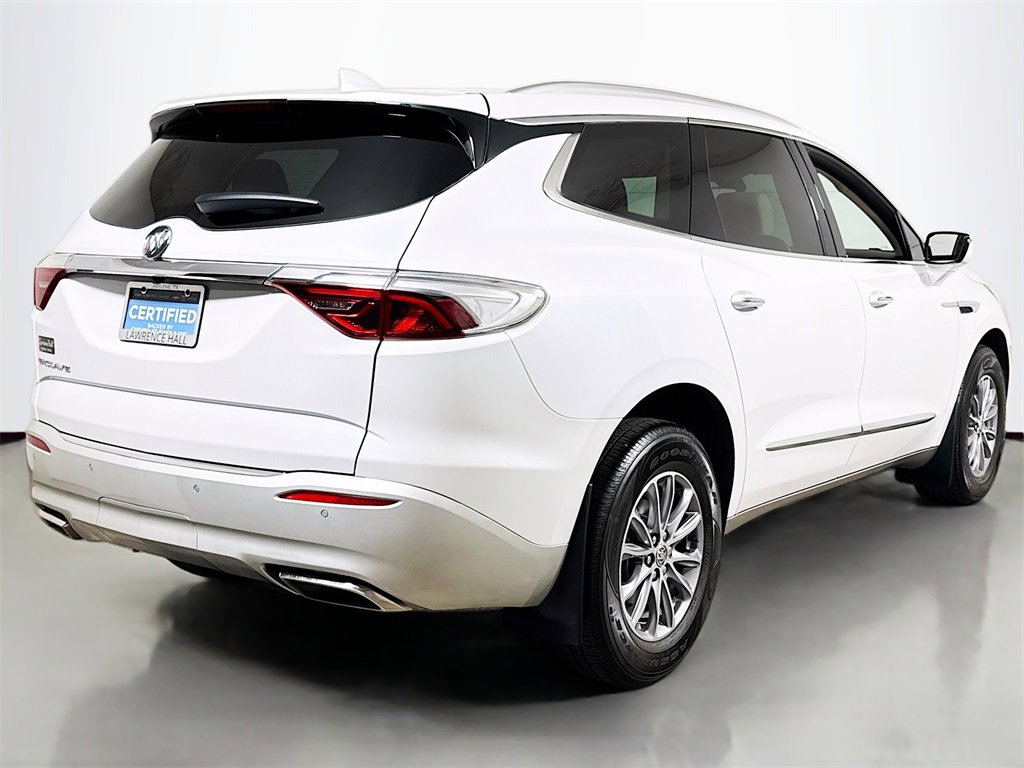 Certified 2024 Buick Enclave Essence image 4