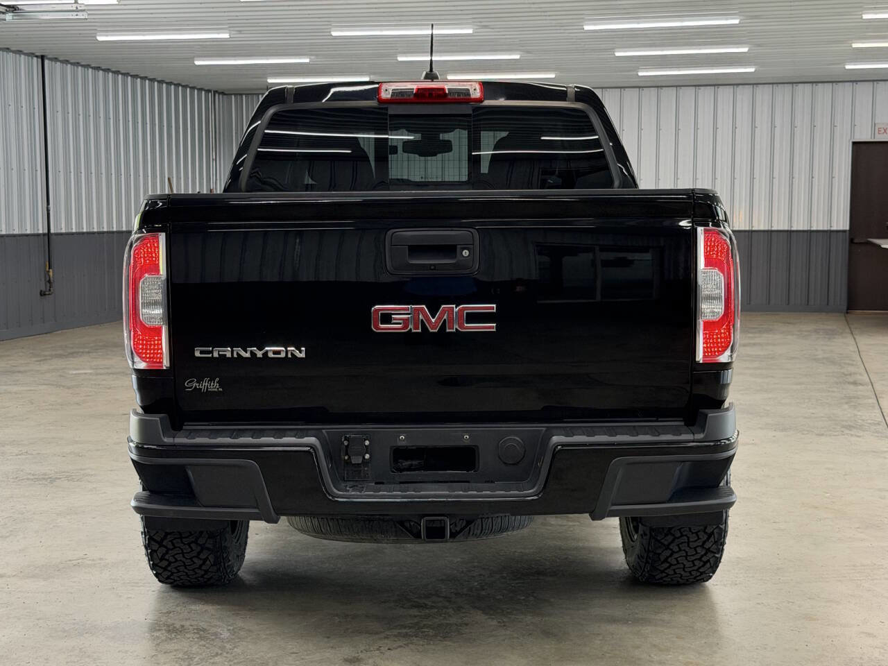 Used 2016 GMC Canyon SLE w/ All Terrain Adventure Package image 4