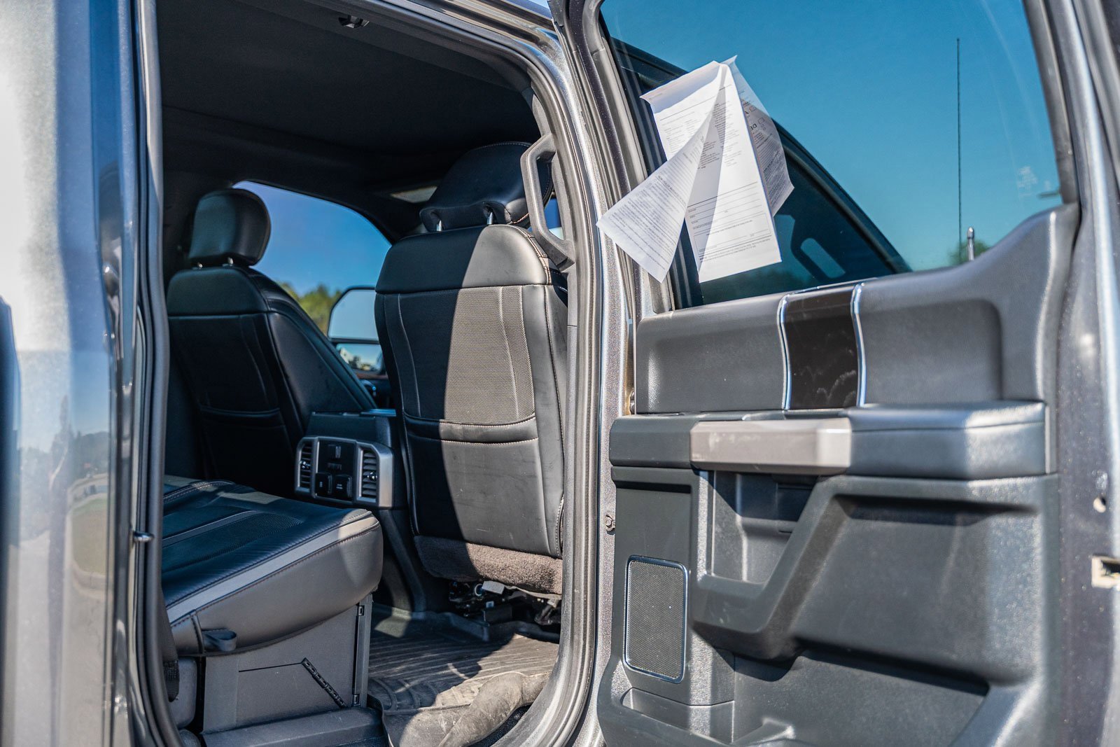 Certified 2019 Ford F450 Platinum w/ Platinum Ultimate Package image 15