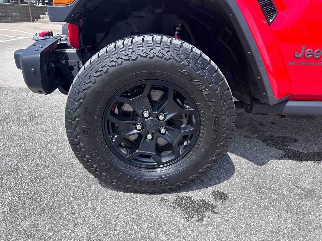 Used 2020 Jeep Gladiator Rubicon w/ Advanced Safety Group AWD/4WD image 36