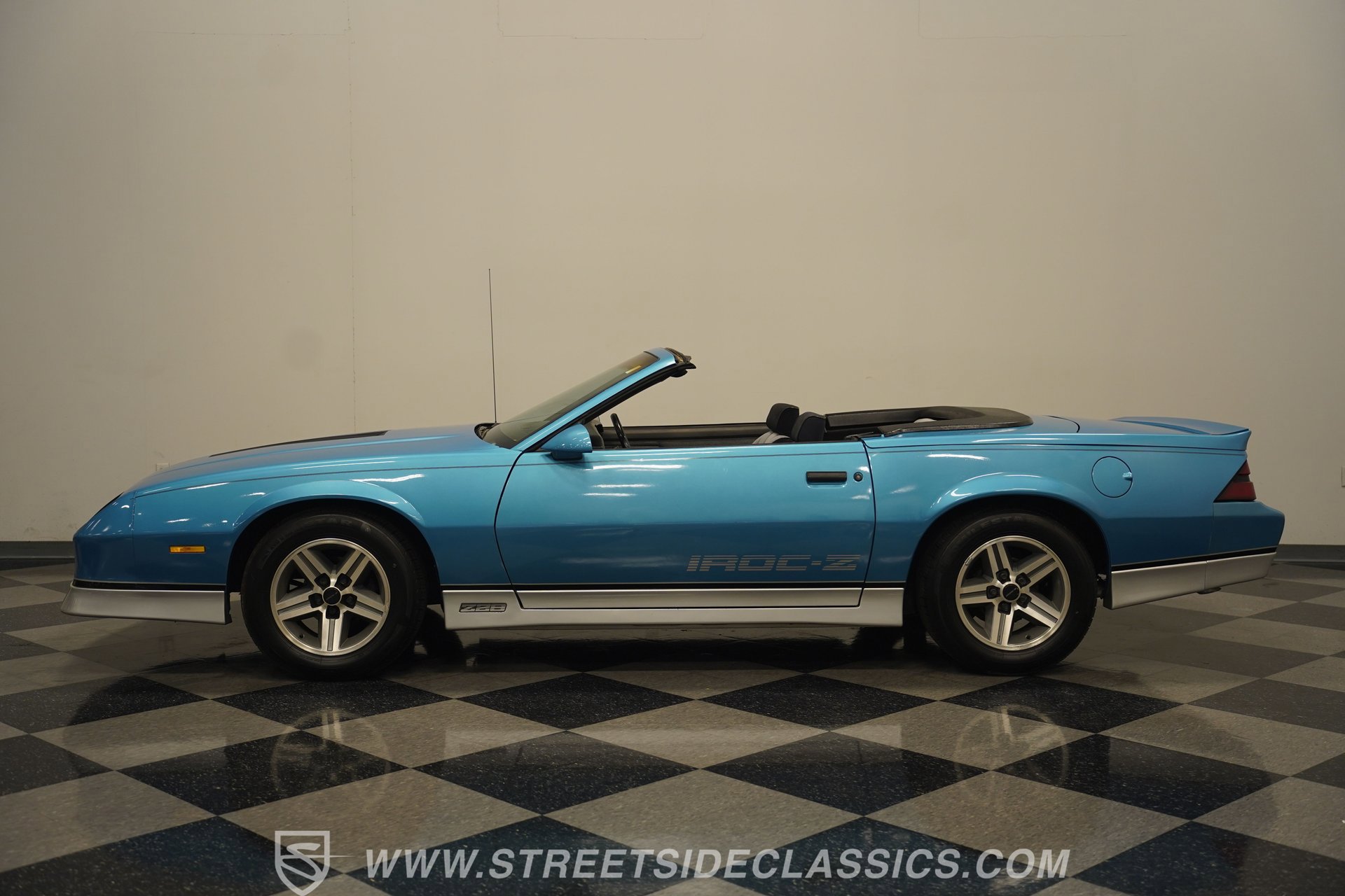 Used 1988 Chevrolet Camaro RS image 9