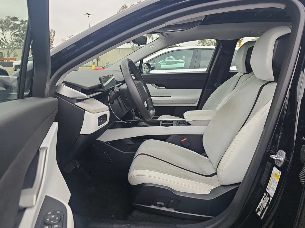 Used 2023 Fisker Ocean One AWD/4WD image 4