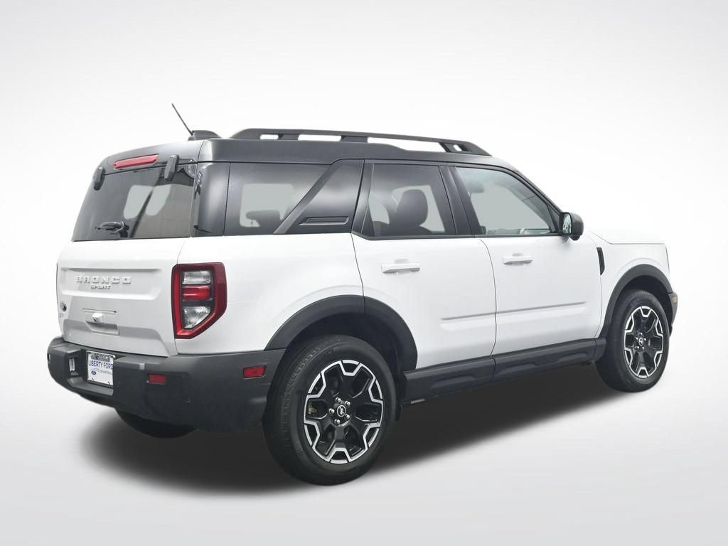 Certified 2025 Ford Bronco Sport Outer Banks w/ Outer Banks Tech Package+ AWD/4WD image 6