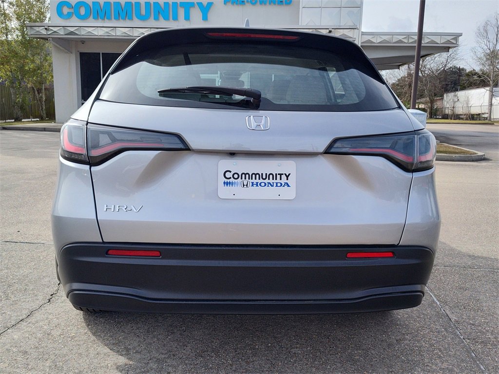 Used 2023 Honda HR-V LX image 7